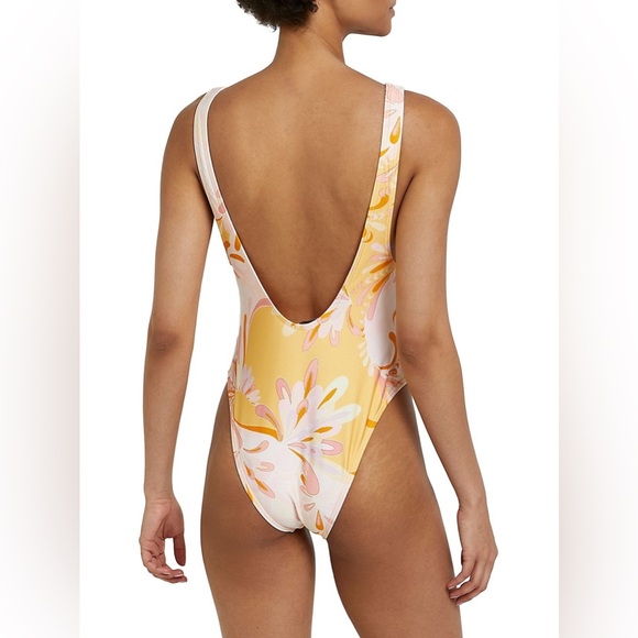 NWOT River Island SCOOP NECK FLORAL ONE-PIECE SWIMSUIT IN LIGHT ORANGE Size 8 - Picture 3 of 11